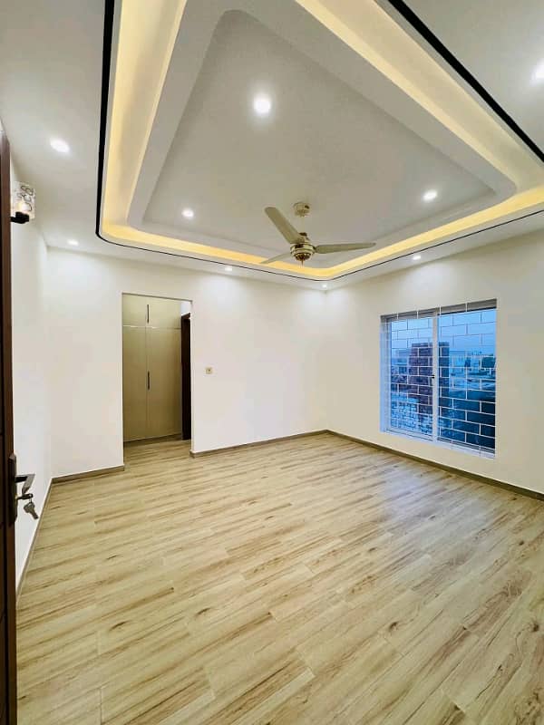 10 Mrla Brand New House for sale Citi Housing Gujranwala 10