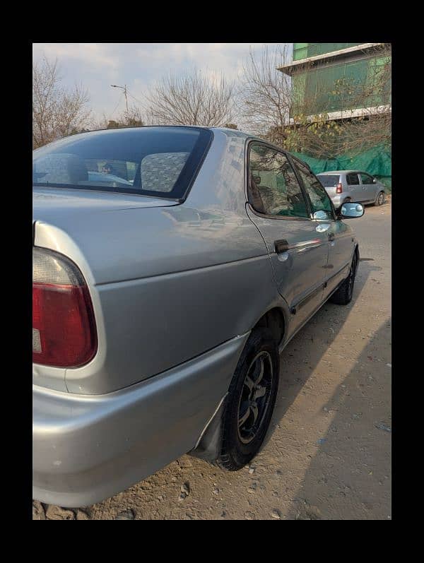 Suzuki Baleno 2003 8