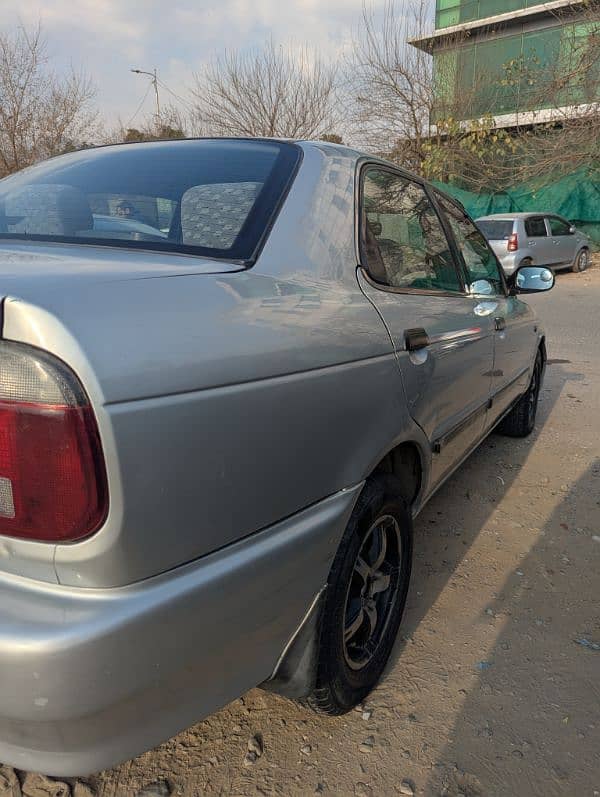 Suzuki Baleno 2003 9