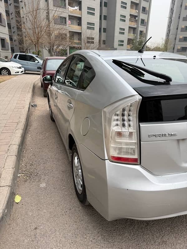 Prius S Touring 2010 model 8