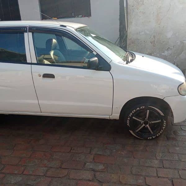 Suzuki Alto 2010 4