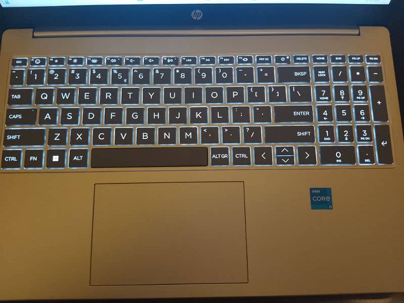 HP laptop core i5 13th gen 8