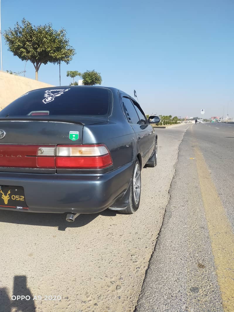 Toyota Corolla XE 2001 6