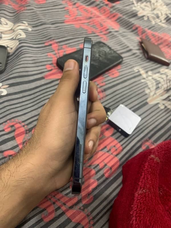 iPhone 12 pro Blue Colour 1