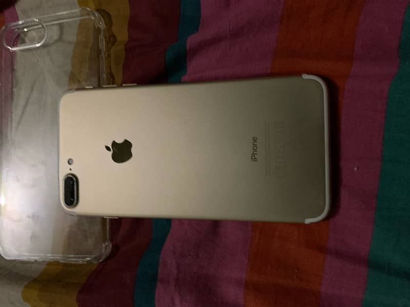 iphone 7 plus 128 gb golden color 2