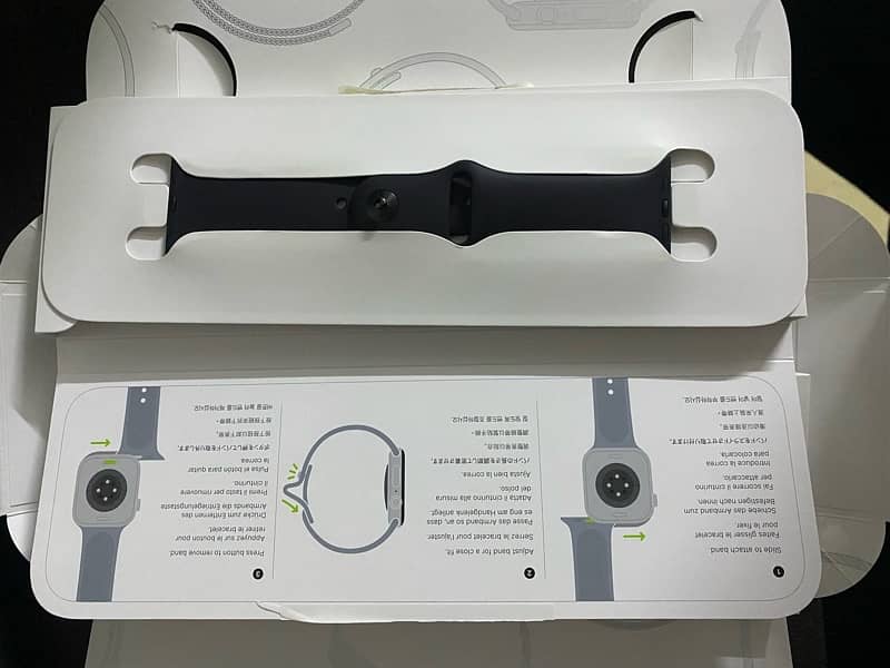 Apple Watch (SERIES 10) with Warranty 7