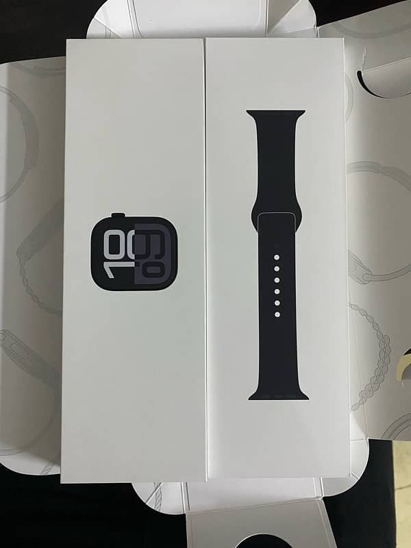 Apple Watch (SERIES 10) with Warranty 8