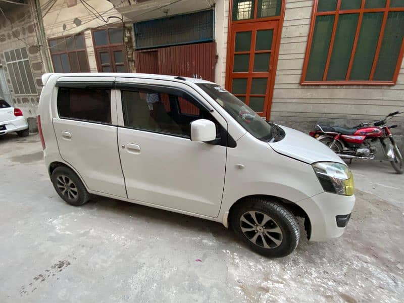 Suzuki Wagon R 2017 13