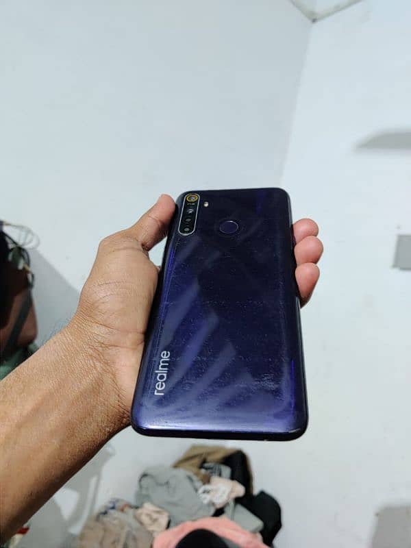 realme 5 4/64 official approved 1