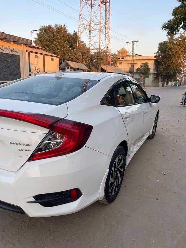 Honda Civic Oriel 2019 3