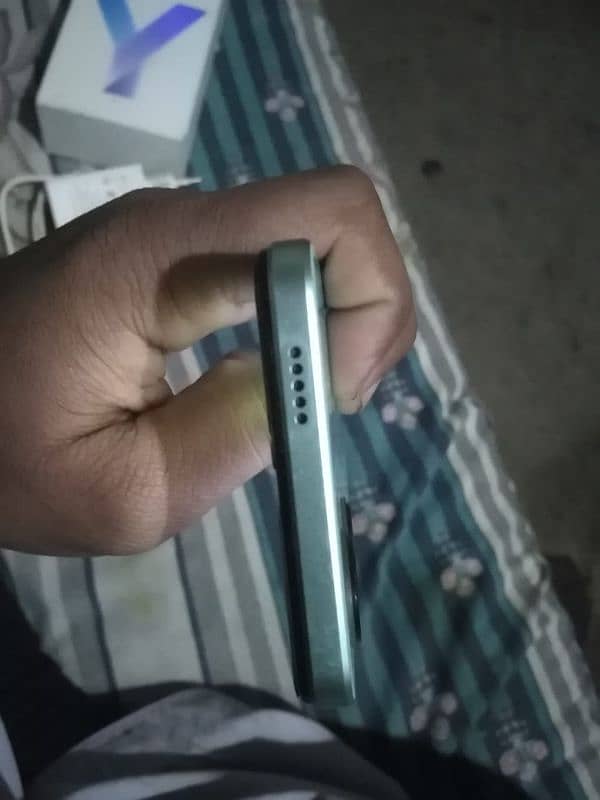 Title. 4+4=128me mobile ki new condition he 3