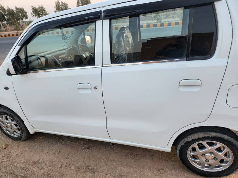 Suzuki Wagon R 2019/20 3