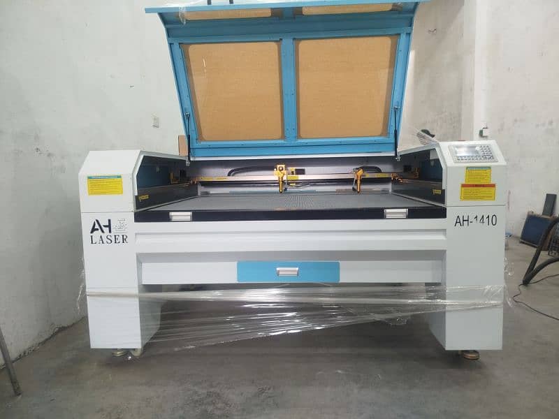 laser cutting machine 4