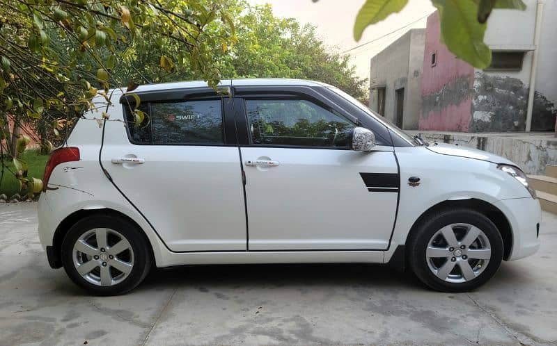 Suzuki Swift 2019 14