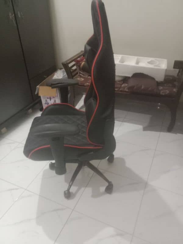 chair 0