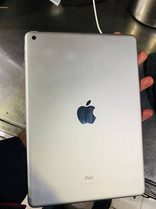 iPad 9th generation 4