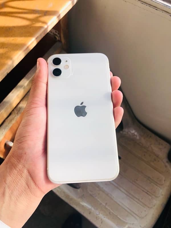 iPhone 11 2