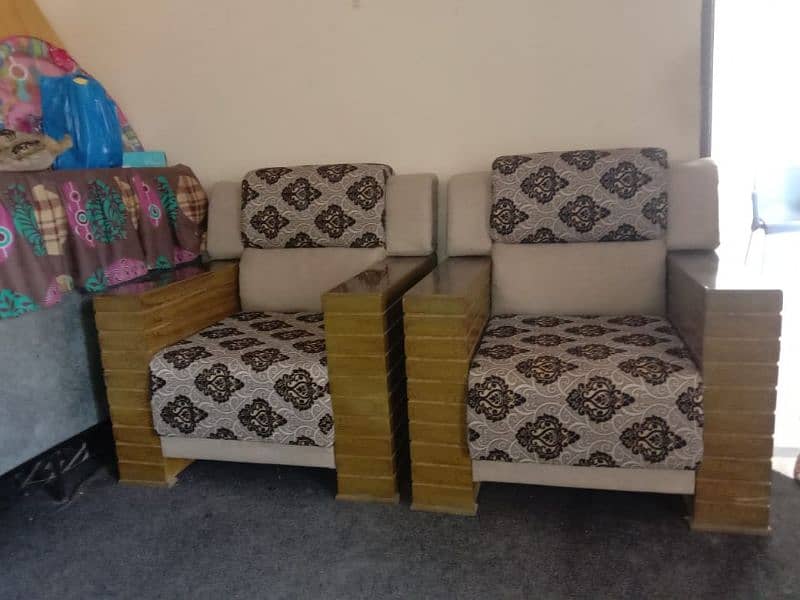 Sofa set+others available 1