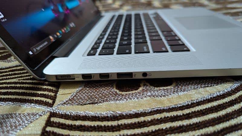 MacBook Pro 15 4