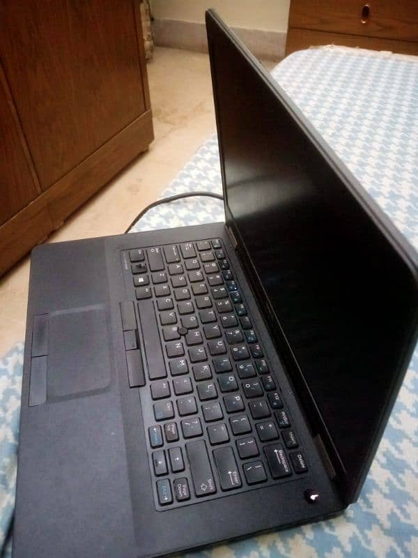 Laptop at low price for sale. 2