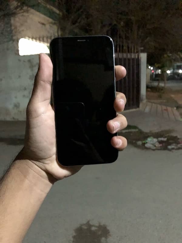 IPhone X 64 gb factory unlock ufone glitch 1