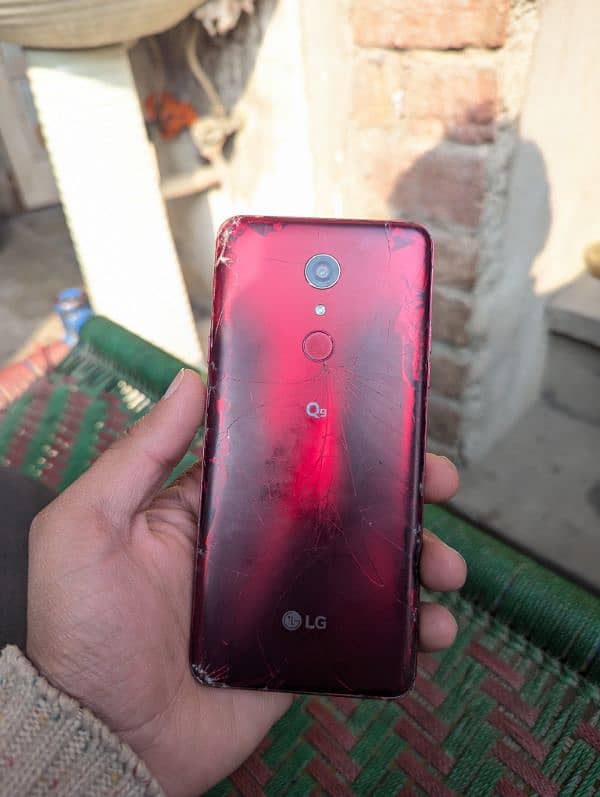 Lg Q9 0