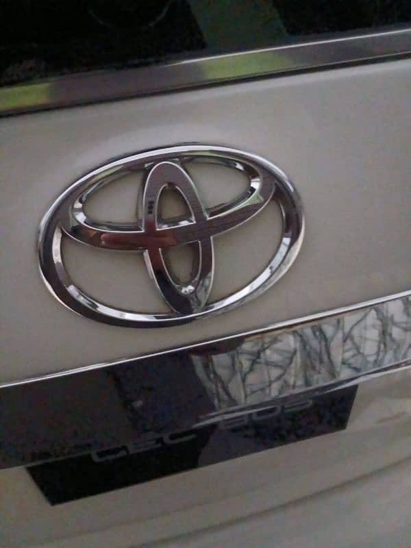 I want to sel my Toyota fortuner 7