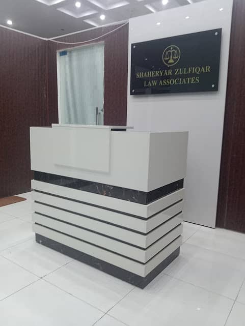 Reception Desk/Counters/Reception Counters/office Table 4