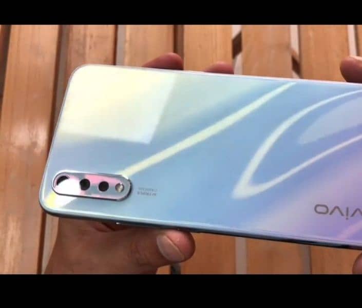 Vivo S1 4GB ram 128 GB storagemy call WhatsApp 0323=18=23=227 0