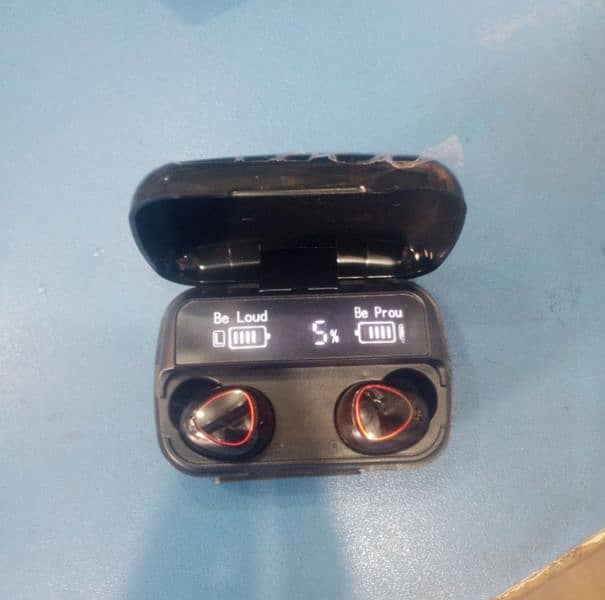 Wireless earbuds 2