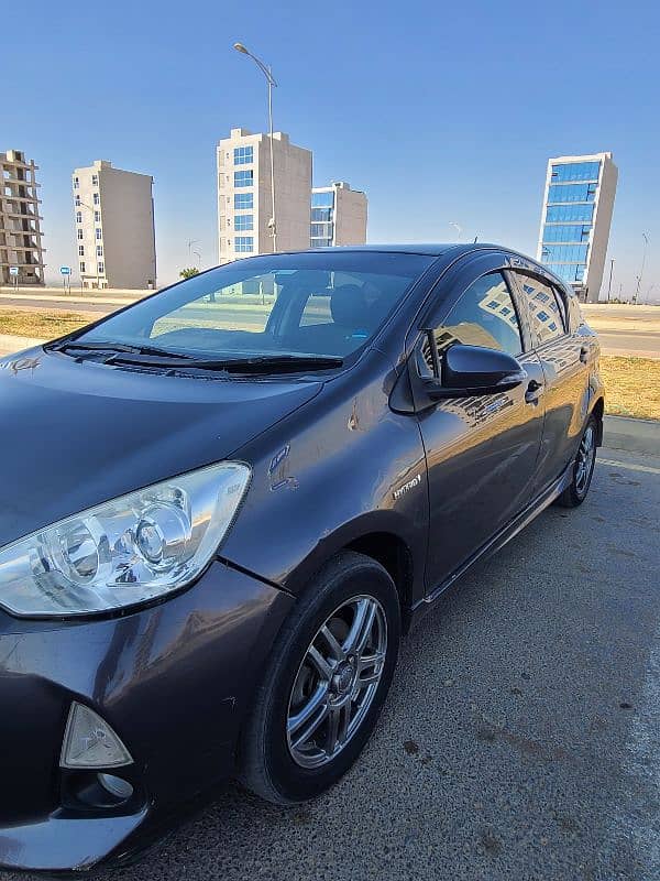 Toyota Aqua 2012 G package sports 2