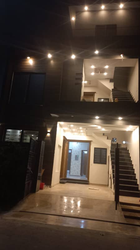 5 Marla New House for Sale in Topaz Extension Block, Near Main Boulevard and Park in Park View City Lahore 25