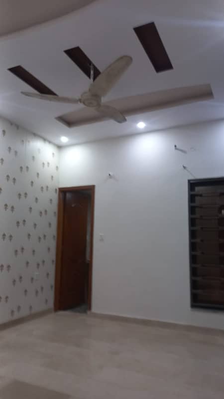 5 Marla New House for Sale in Topaz Extension Block, Near Main Boulevard and Park in Park View City Lahore 28