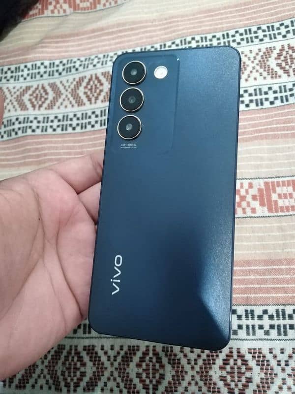 vivo y100. . . just box open 2