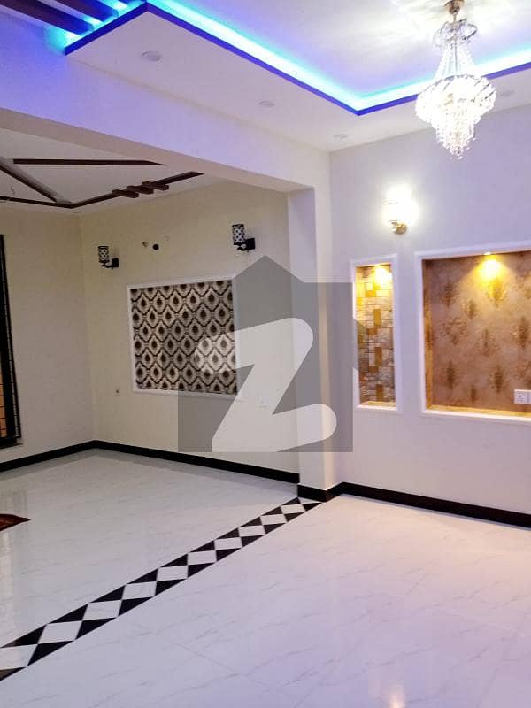 5 Marla Brand New Modern House in Executive Block Is Available For Sale Nearby Main Boulevard and Park in Park View City Lahore 6