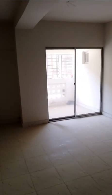 GRAY NOOR 3 BED DD 10