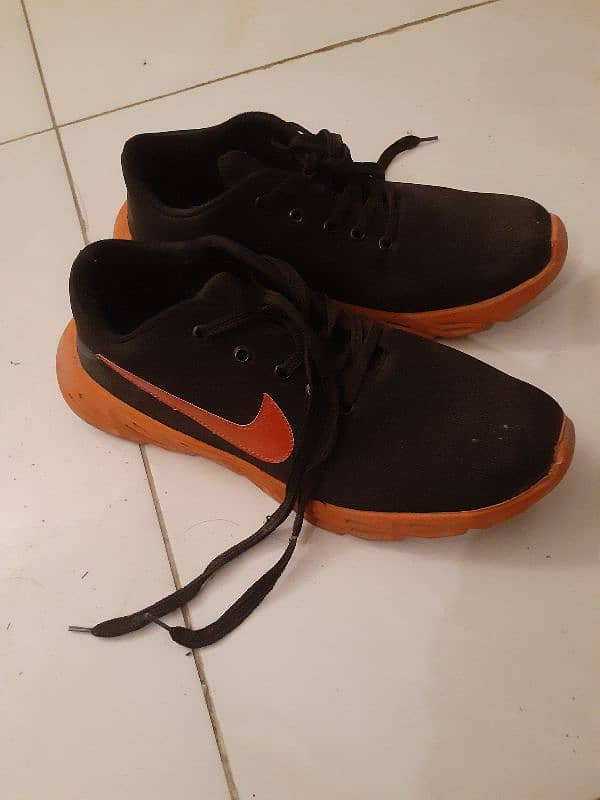 1 time used shoes nike 1