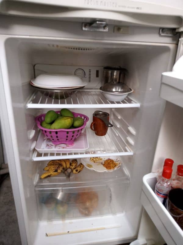 refrigerator 2