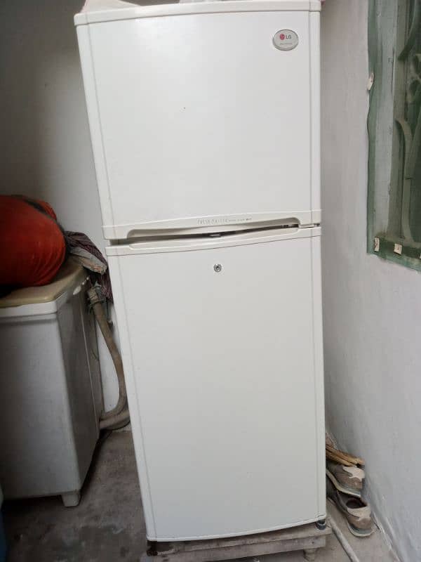 refrigerator 4