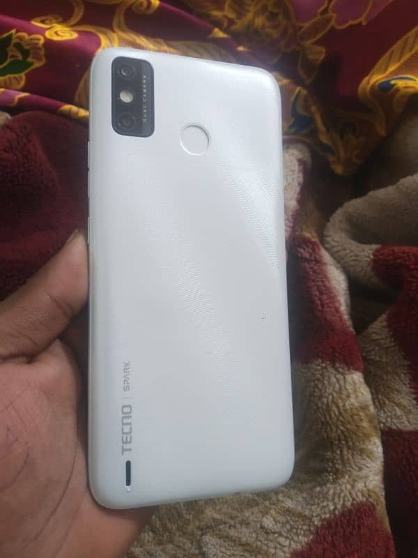 Tecno spark 6go 5