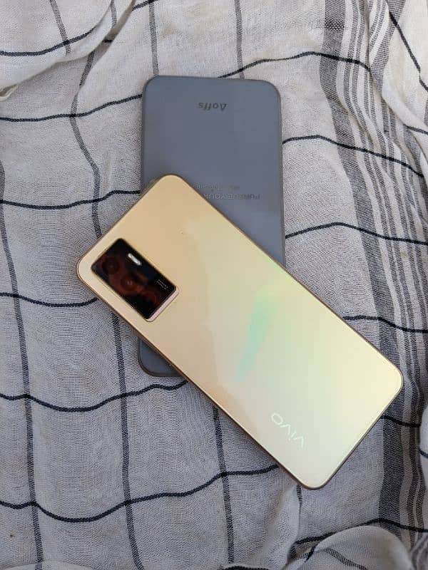 vivo v23e with box charger missing All ok 2