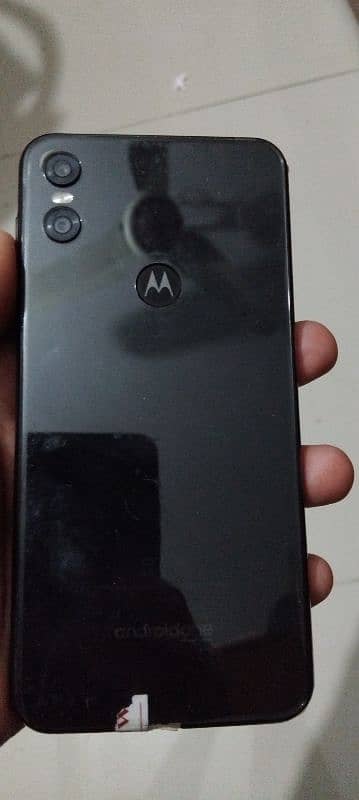 moto p30 play 1