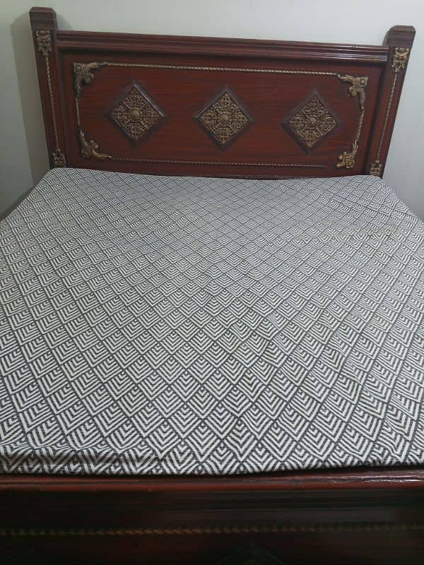 king size bed 1