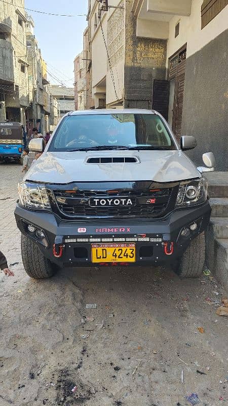 Toyota Hilux 2013 0