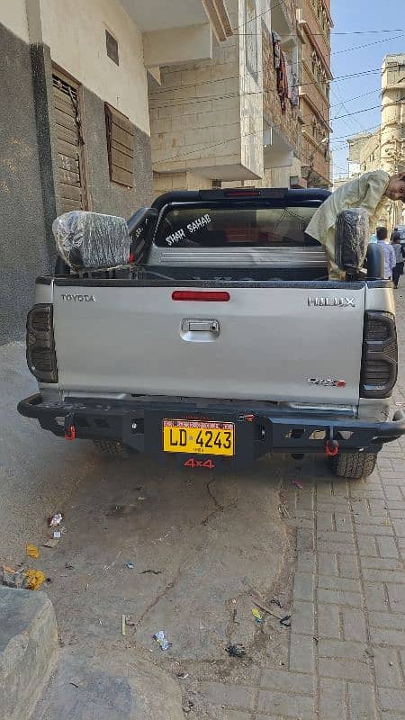 Toyota Hilux 2013 1