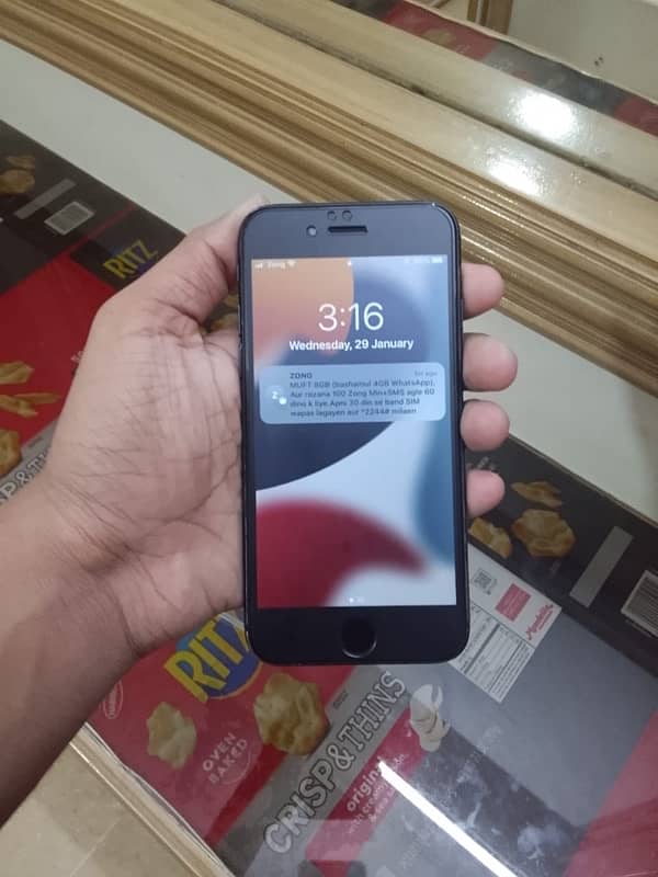 iPhone 7 10/10 condition 4