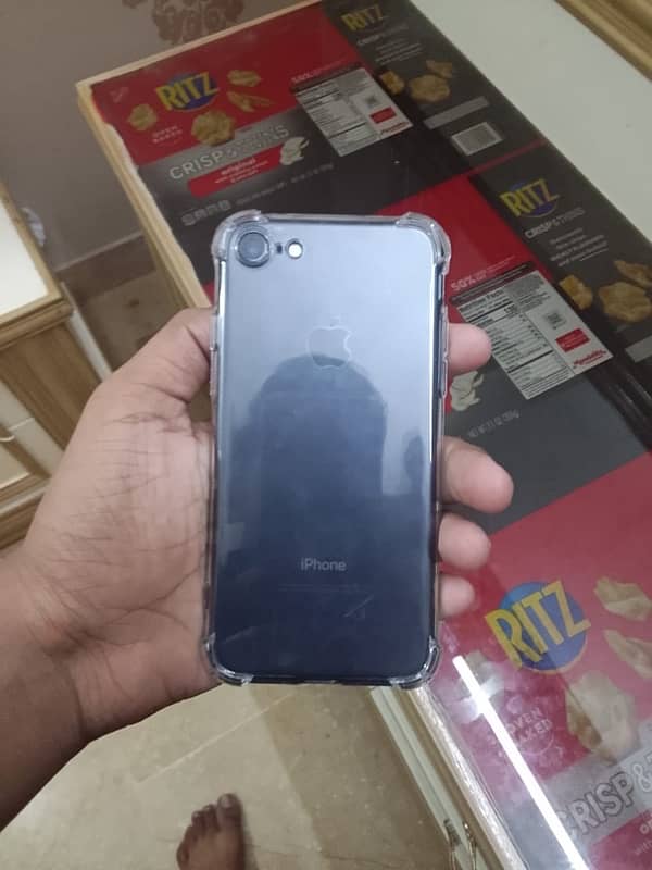 iPhone 7 10/10 condition 6