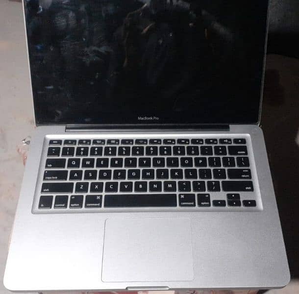 Apple Macbook pro 2