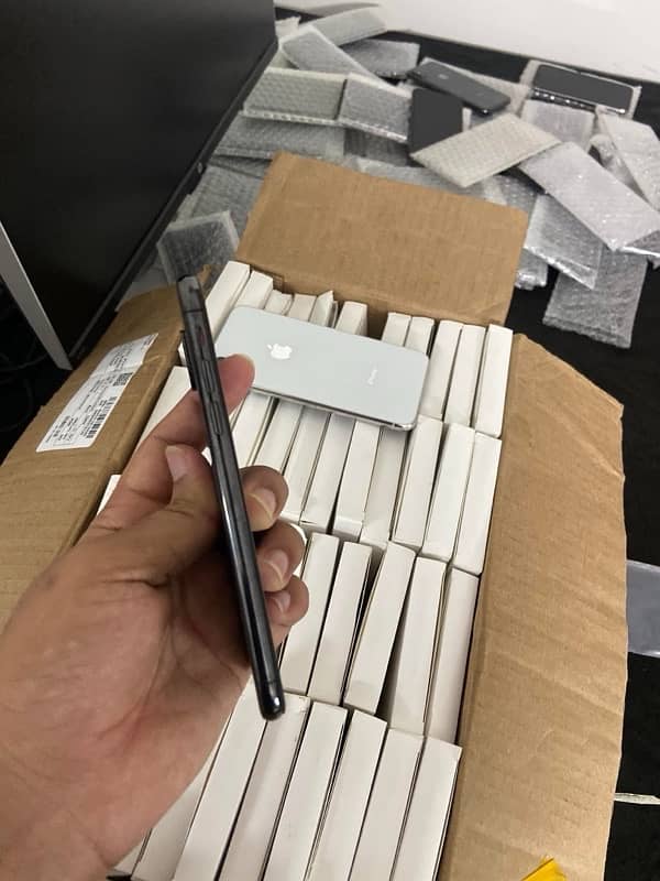 iphone x 256gb pta approved 4