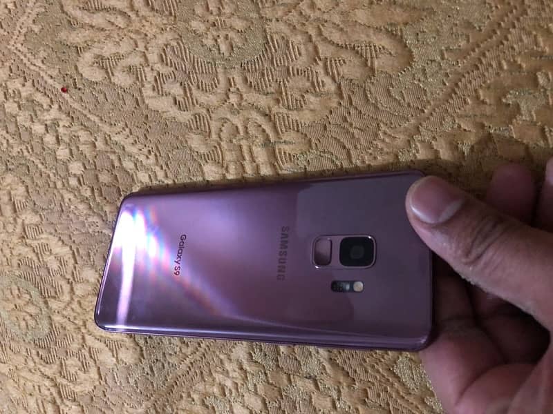 Samsung galaxy s9 4/64 full new hai bhr sy aya hai 6